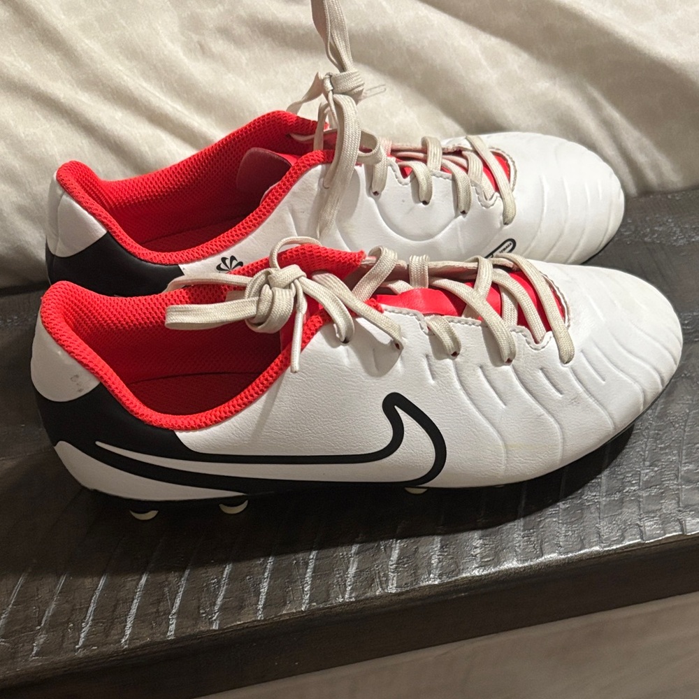 Nike Kids White and Black Sneakers